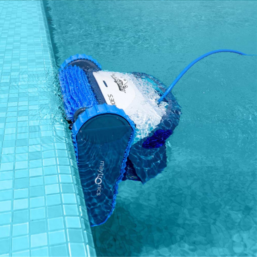 Poolroboter Dolphin S300i mit Caddy