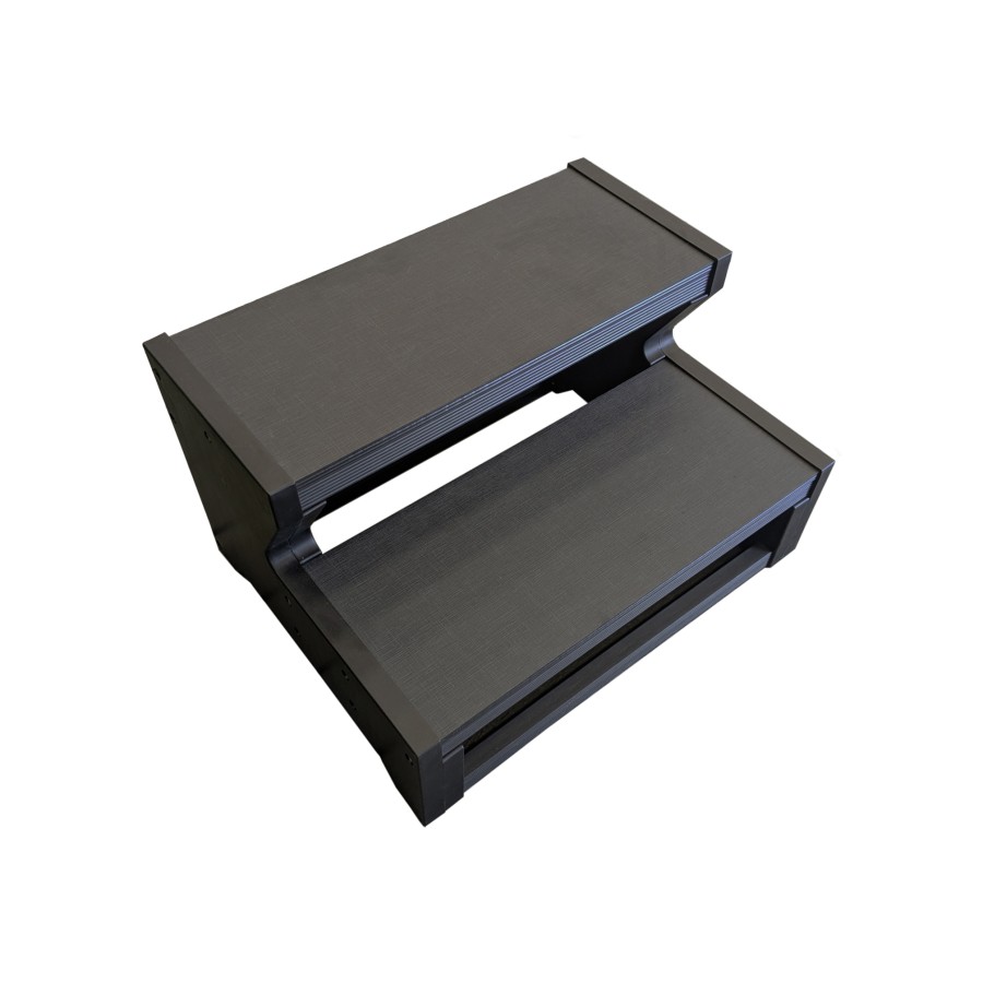 Whirlpool-Treppe, 2-stufig, 66.6 x 52 cm – Shadow Weave Schwarz mit schwarzem Rahmen