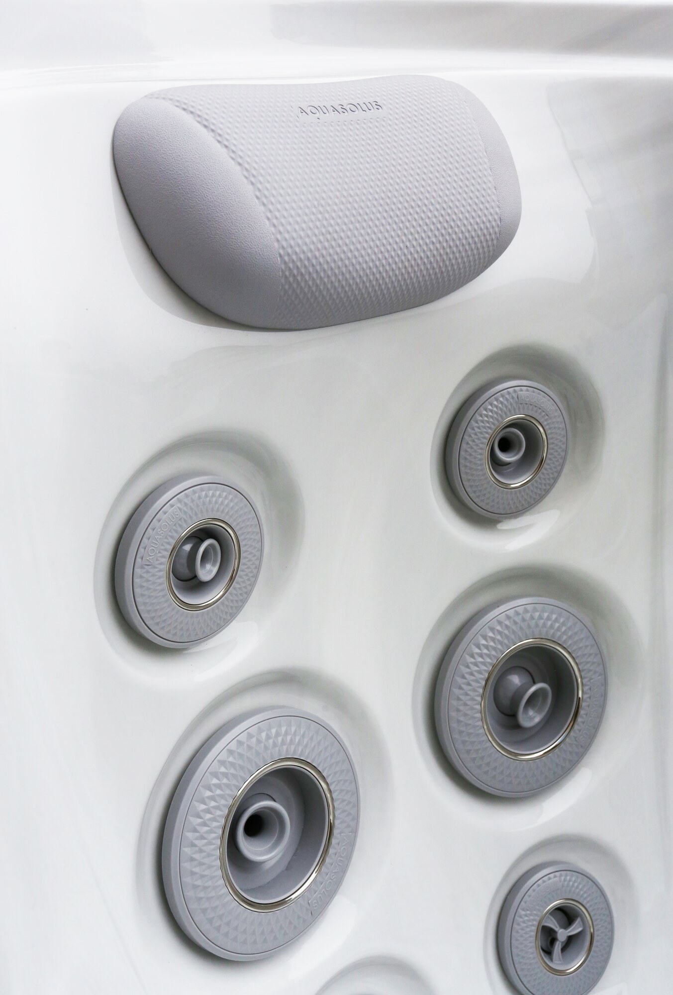 AquaSolus Flow Swim Spa